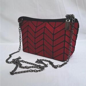 Emilio Pepe Crossbody Purse Flexible Geometric Chain Strap Art Prism Red Italy